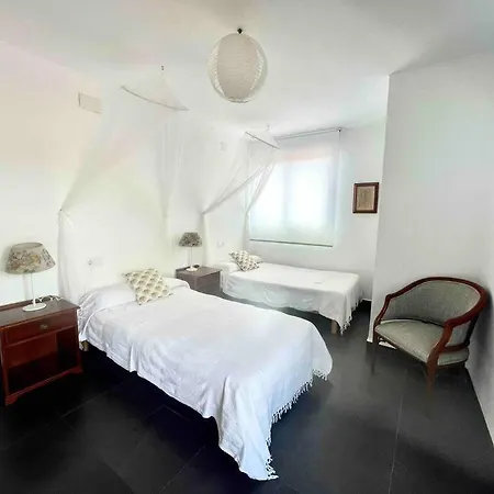 Wonderful Penthouse By The Sea * Lepe